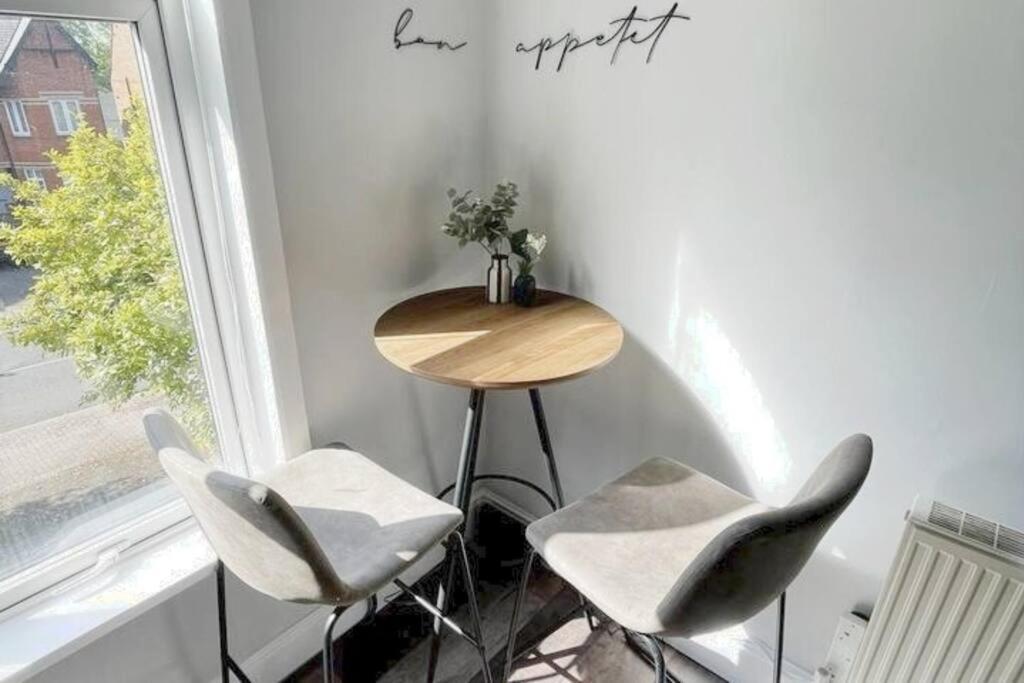 Modern 2 Bed Flat In Moseley Apartment Birmingham