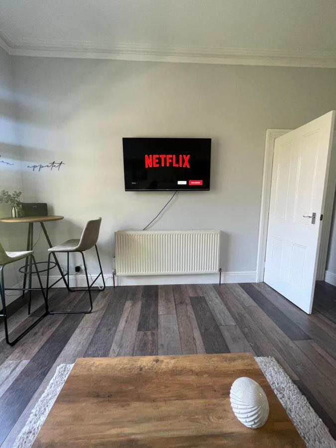 Modern 2 Bed Flat In Moseley Apartment *